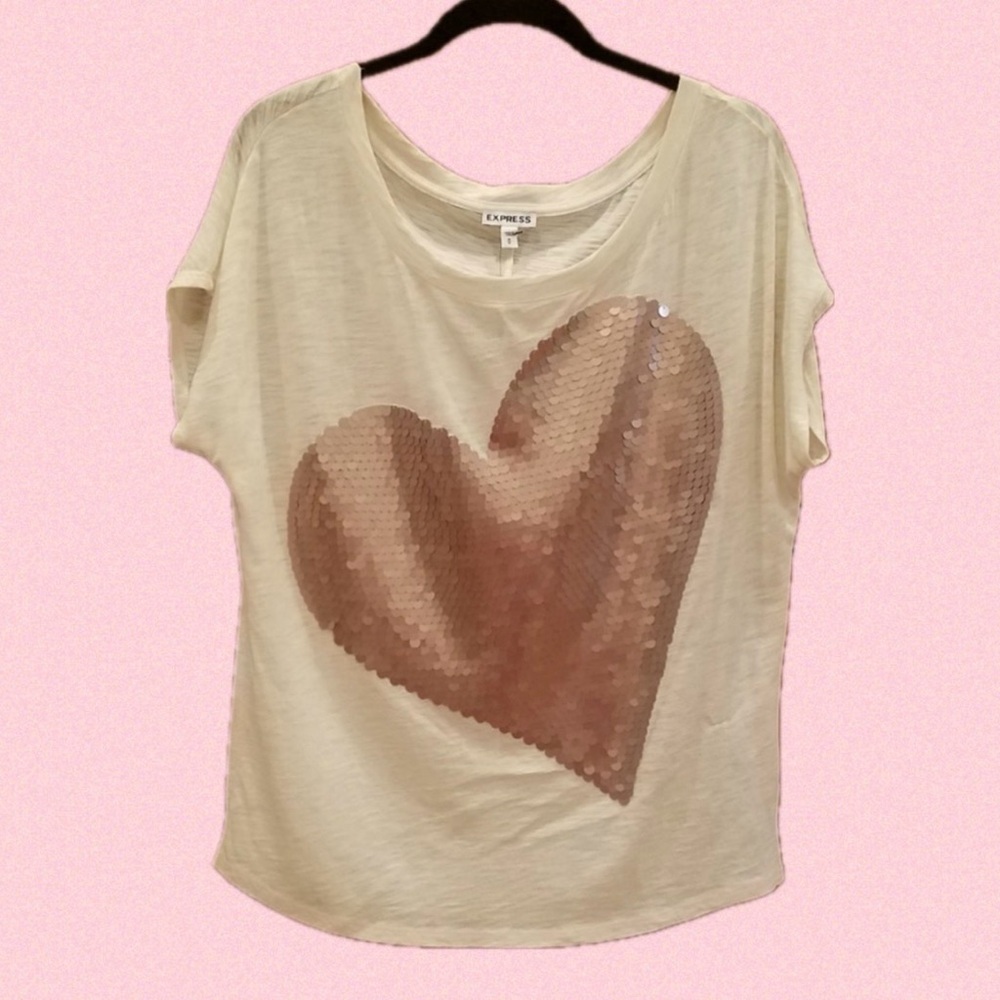 Express Sequin Heart Top - Picture 1 of 6